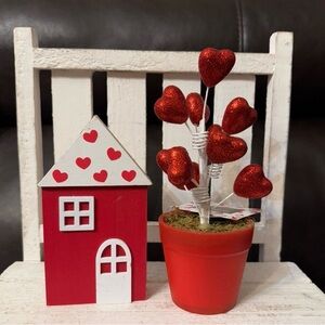 Red Heart Decor Set wooden house and heart tree